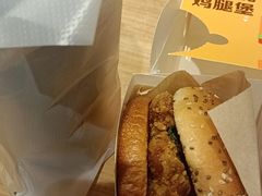 -麦当劳(宝龙店)