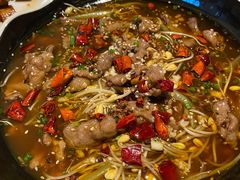 水煮牛肉-海口绿发希尔顿酒店-田园汇自助餐·三文鱼·海鲜