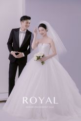 点击看大图 -挪娅婚纱摄影皇家会所