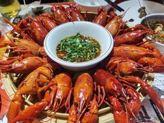 -李双猪·小龙虾·烧烤·羊肉煲(乐山店)