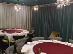 -梧桐树下(云锦世家店)