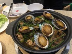 -芳村榕树头叹佬鸡煲(体育西店)