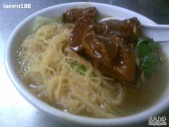 牛腩云吞面-坚记面店(一德路店)