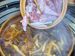 -阿山卓·野生菌火锅·纳西火塘烤肉