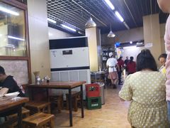 大堂-帖老大羊肉汤烩面烧烤(康复后街总店)