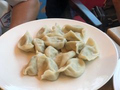 -亮马河饭店翠雅咖啡厅