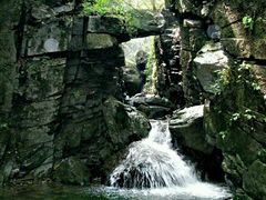 -藏龙百瀑风景区