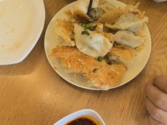 -三好食堂(煎饺·馄饨·肉饼米线·盛世广场店)