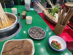 -巷子里头麻辣烫火锅串串(温江店)
