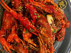 -肥肥虾庄·金牌油焖大虾(东湖欢乐谷店)