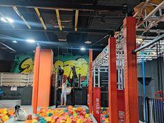-嗨马乐动室内潮玩运动·团建·轰趴·桌游(南丰汇店)