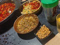 -小饕荟雅安贡椒鱼鲜馆(广福桥店)
