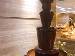 巧克力喷泉-北京王府井希尔顿酒店·万斯阁西餐厅