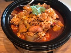美味鱼杂煲-马仕玖煲·融合菜·酥不腻烤鸭(人大店)