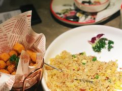 培根菠萝炒饭-新白鹿餐厅(金鹰新街口店)
