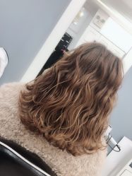 -DL HAIR SALON