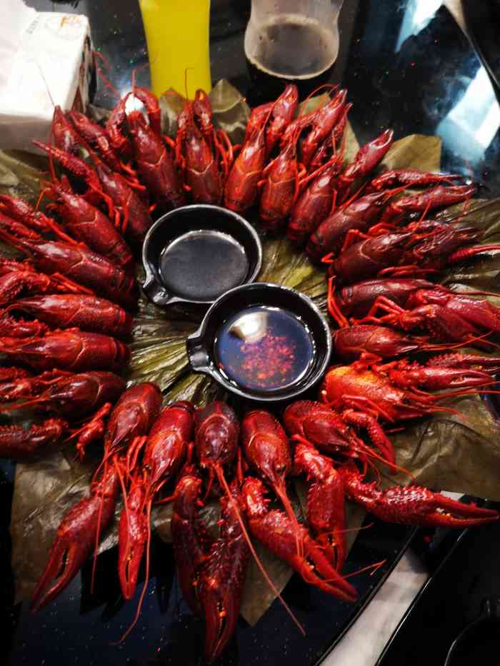 小杨龙虾馆(罗秀路店)-"小杨从家门口搬走以后还是第一次去店里吃,.