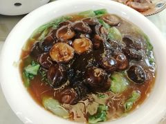 -东豪园林海鲜酒家(南港路辅路店)