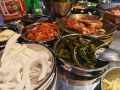 -哈哈碳都·牛肋条无限自助烤肉(宝龙店)