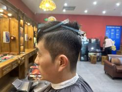 -贝勒爷专业男发