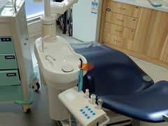 -上海仁爱医院口腔科 · 种植