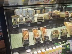 -星巴克(杭州西湖银泰1F店)