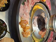 -哈哈碳都·牛肋条无限自助烤肉(台江万达店)