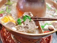 -钱家·乔老爷铜锅涮肉(曹路宝龙店)