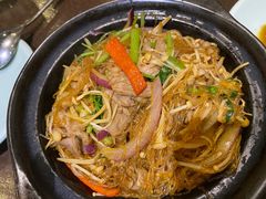 金针菇粉丝肥牛煲-有璟阁港式餐厅(国贸商城店)
