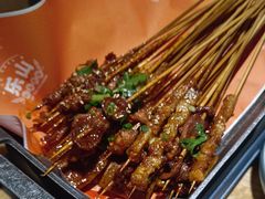 -全牛匠·乐山跷脚牛肉(新中关店)