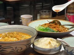 -蟹黄鱼·海派深夜面馆(巨鹿路店)