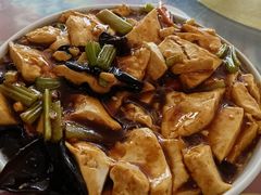 -何适山庄(水长城P2停车场店)