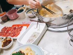 -左庭右院鲜牛肉火锅(浦江欢乐颂店)