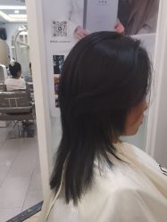 -首脑美发沙龙