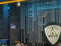 -屋有岛沉浸游戏旗舰店(中山公园店)