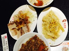 -胡须张鲁肉饭(美食文化馆店)
