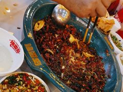 -渔香岛美蛙鱼头火锅(黔灵山公园店)