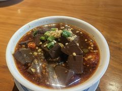 -炉小二铜锅牛蛙•川湘菜(三里屯店)