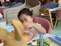 -水桶王国主题餐厅·聚会·生日派对·亲子活动·家庭套餐(亚龙湾希尔顿店)