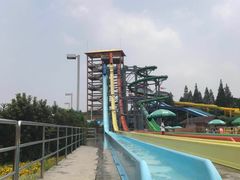 -热带风暴水上乐园(新镇路)