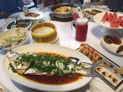-贝勒爷·酥不腻烤鸭