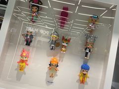 -泡泡玛特POPMART(侨福芳草地店)