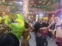 -瑞虹新天地月亮湾
