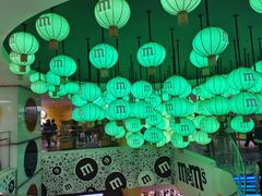 -m豆巧克力世界(上海世茂广场店)