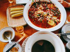 招牌好吃兔-盐帮食坊•小河帮川菜(四川师大店)