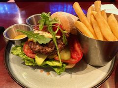 汉堡嘉年华-bluefrog蓝蛙(水游城店)