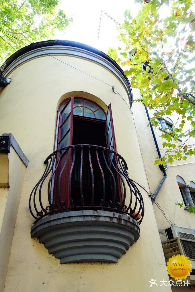 【上海旅行攻略|在武康路安安静静看老建筑】