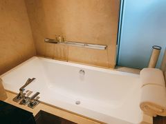 浴缸-广州天河希尔顿酒店