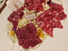-左庭右院鲜牛肉火锅黑金店(陆家嘴中心店)