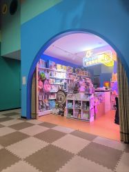 -欧酷世界动力星球(王府井奥莱UP TOWN店)